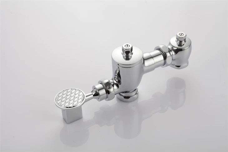 Round Pedal Plate Toilet Flush Valve Round Pedal Plate Toilet Flush Valve
